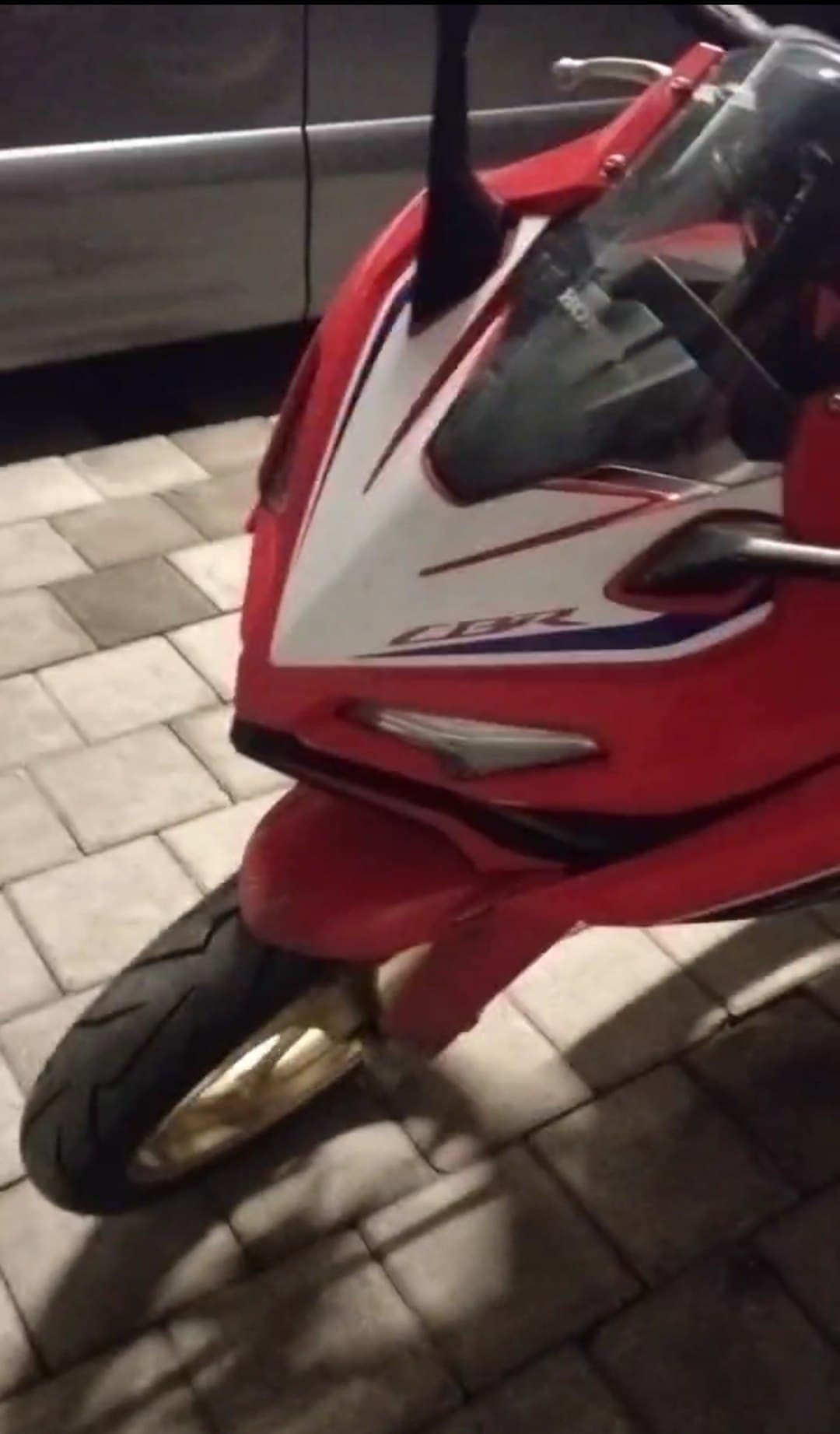 Honda CBR 150  2023